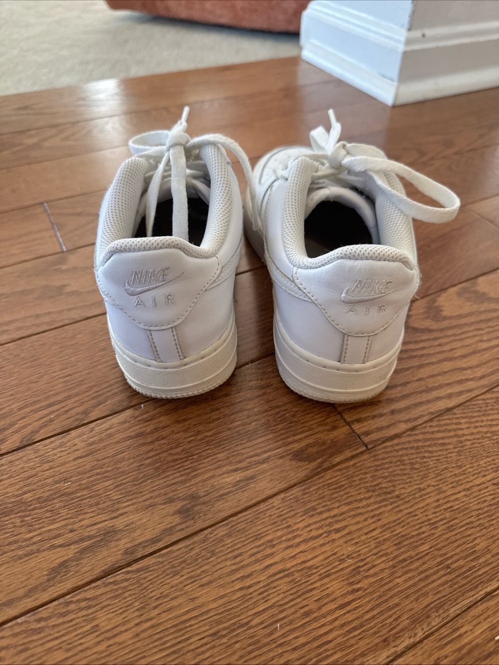 Nike Air Force 1 Low White GS Size 5Y Youth Women's 6.5 Triple White CW2288-111 - Picture 5 of 9